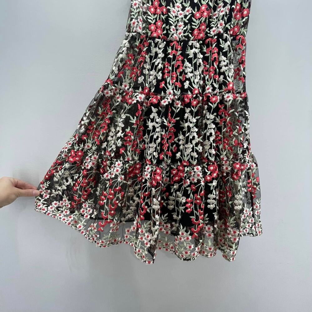 HD in Paris Emilia Dress 4P Blk Floral Embroidered‎ Mesh Fit Flare Anthropologie - Picture 5 of 9